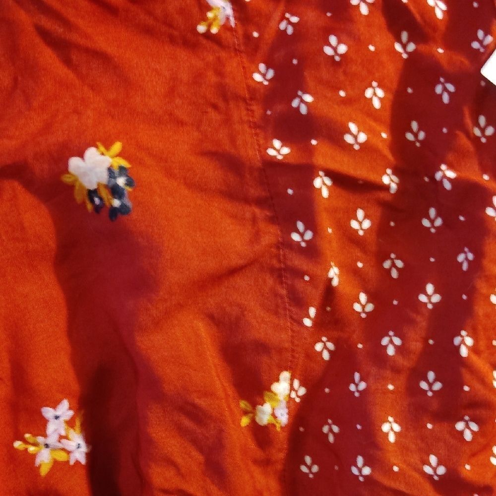 Old Navy Red Floral Midi Dress (207) - Picture 4 of 6